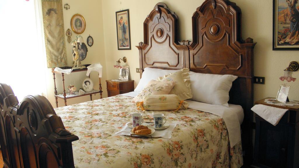 Dimora & Arte B&B Canneto sull'Oglio Стая снимка